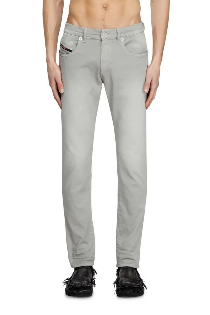 slim 2060 D-Strukt JoggJeans® 0670m Găsiți cel mai apropiat magazin slim 2060 D-Strukt JoggJeans® 0670m Găsiți cel mai apropiat magazin