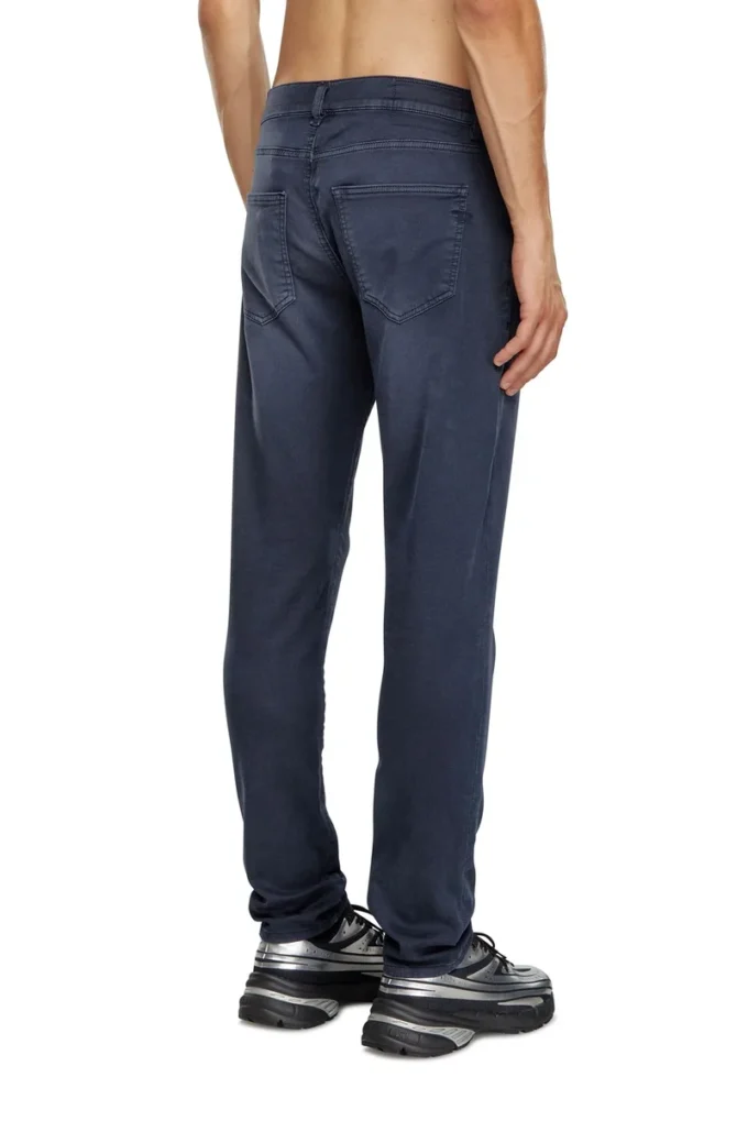 slim 2060 D-Strukt JoggJeans® 0670m Găsiți cel mai apropiat magazin slim 2060 D-Strukt JoggJeans® 0670m Găsiți cel mai apropiat magazin
