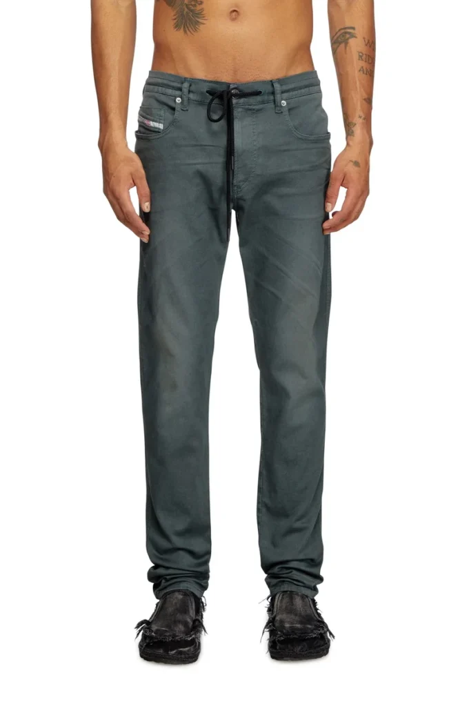 slim 2062 D-Strukt JoggJeans® 0670m Găsește cel mai apropiat magazin slim 2062 D-Strukt JoggJeans® 0670m Găsește cel mai apropiat magazin