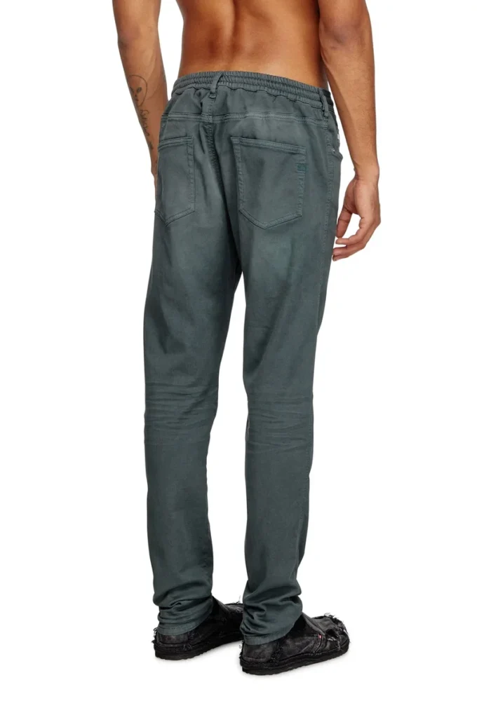 slim 2062 D-Strukt JoggJeans® 0670m Găsește cel mai apropiat magazin slim 2062 D-Strukt JoggJeans® 0670m Găsește cel mai apropiat magazin