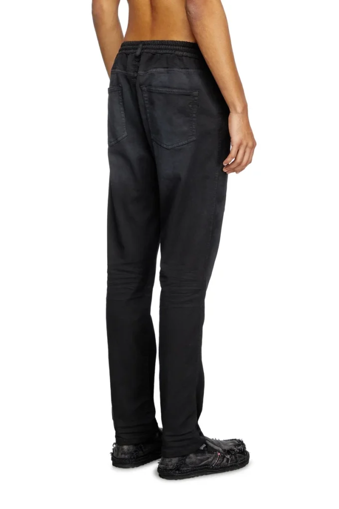 slim 2062 D-Strukt JoggJeans® 0670m Găsește cel mai apropiat magazin slim 2062 D-Strukt JoggJeans® 0670m Găsește cel mai apropiat magazin