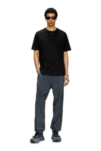 t-adjust-marey Tricou cu decupaj oval D