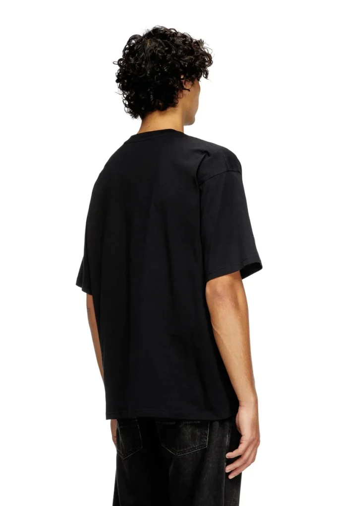 t-boxt-div Tricou cu logo Diesel aplicat t-boxt-div Tricou cu logo Diesel aplicat