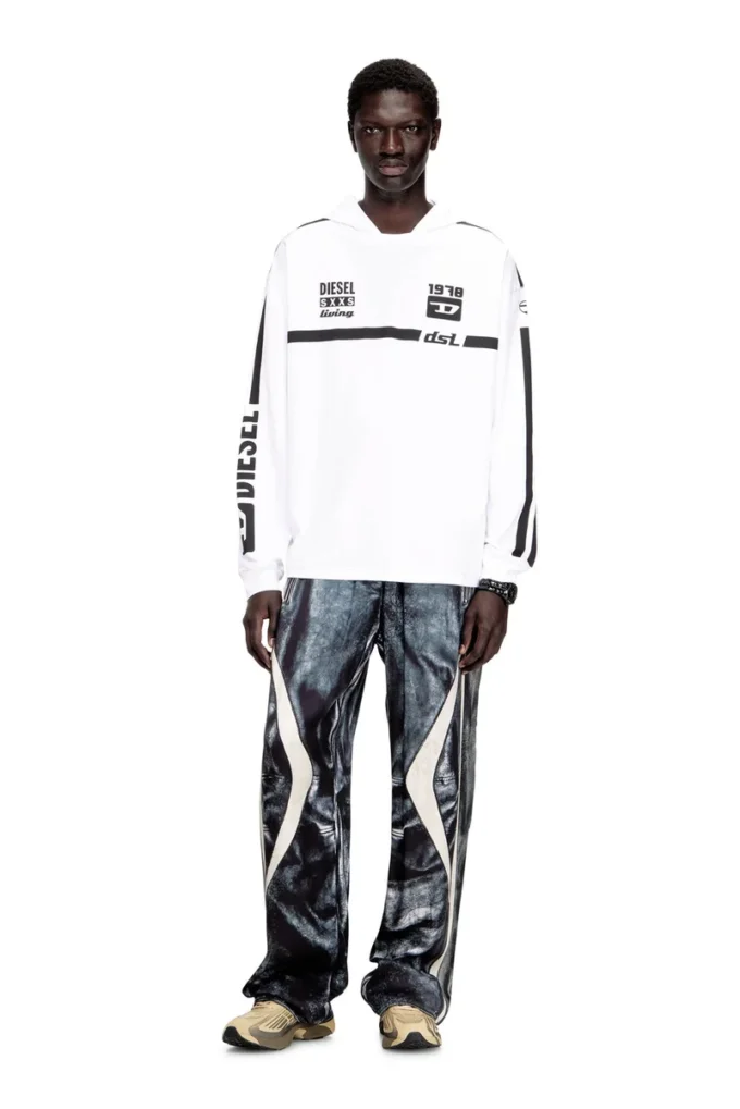 t-boxt-ls-hood-rib Tricou cu glugă și imprimeu contrastant t-boxt-ls-hood-rib Tricou cu glugă și imprimeu contrastant