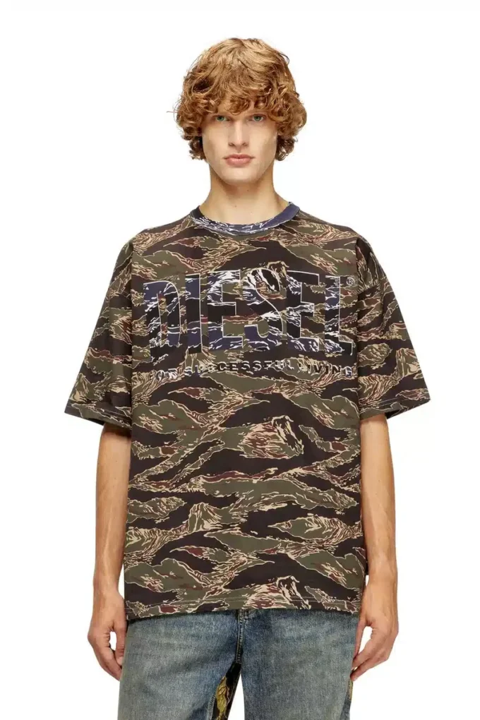 t-boxt-t22 Tricou Camo cu logo camuflaj t-boxt-t22 Tricou Camo cu logo camuflaj