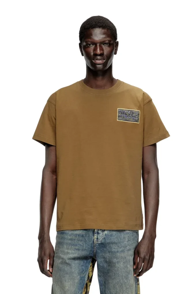 t-norm-t3 Tricou cu patch logo camuflaj t-norm-t3 Tricou cu patch logo camuflaj