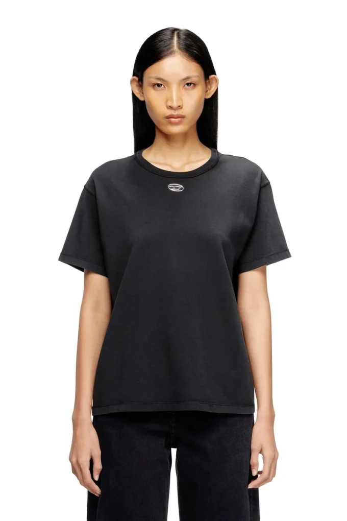 t-normy-od-s1 Tricou din bumbac cu Oval D metalic t-normy-od-s1 Tricou din bumbac cu Oval D metalic