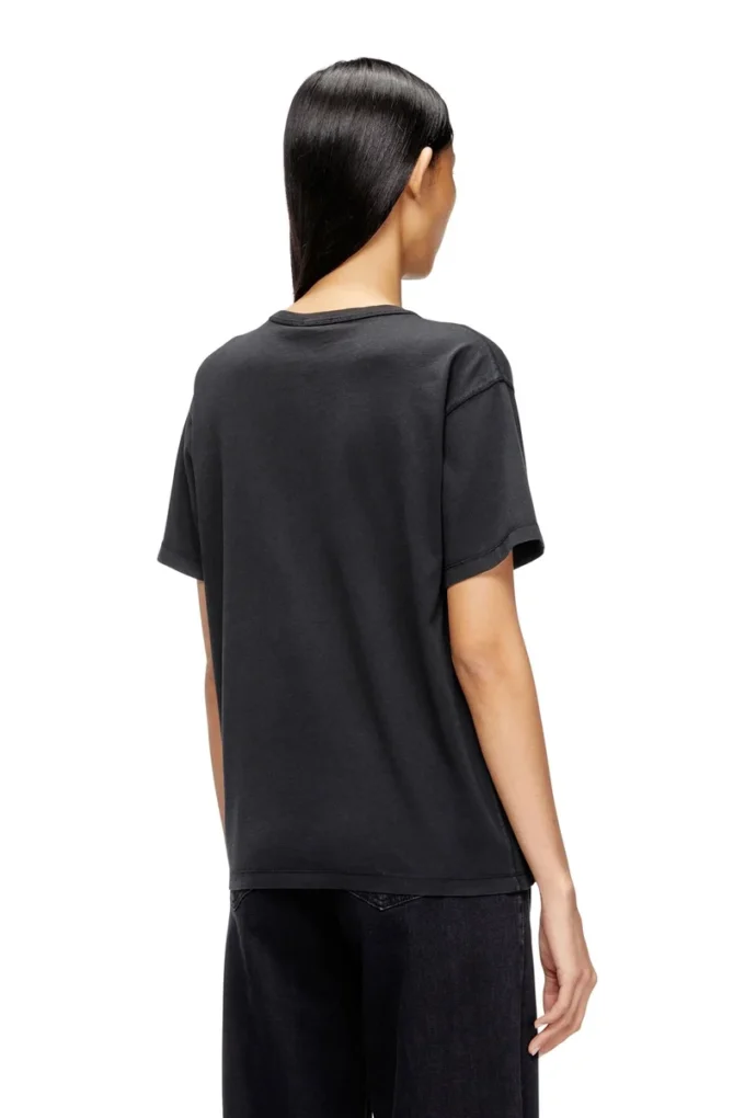 t-normy-od-s1 Tricou din bumbac cu Oval D metalic t-normy-od-s1 Tricou din bumbac cu Oval D metalic