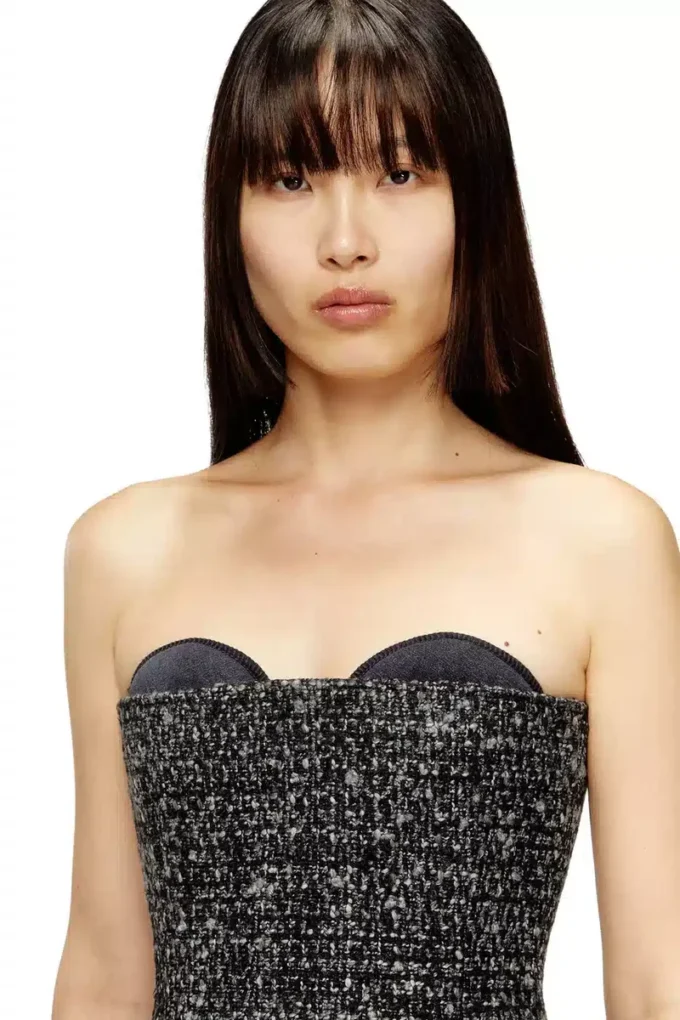 t-orset Top corset bouclé cu decolteu ultra-adânc t-orset Top corset bouclé cu decolteu ultra-adânc