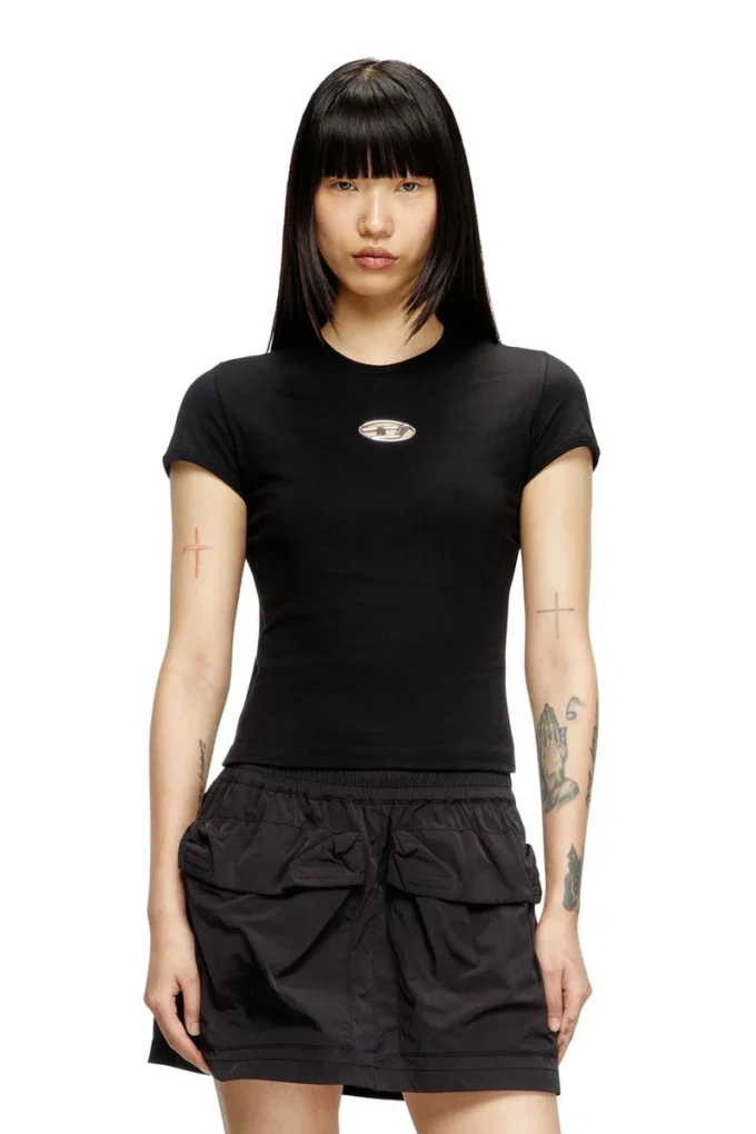 t-uncutie-long-od-q1 Tricou slim fit cu decupaj oval D t-uncutie-long-od-q1 Tricou slim fit cu decupaj oval D