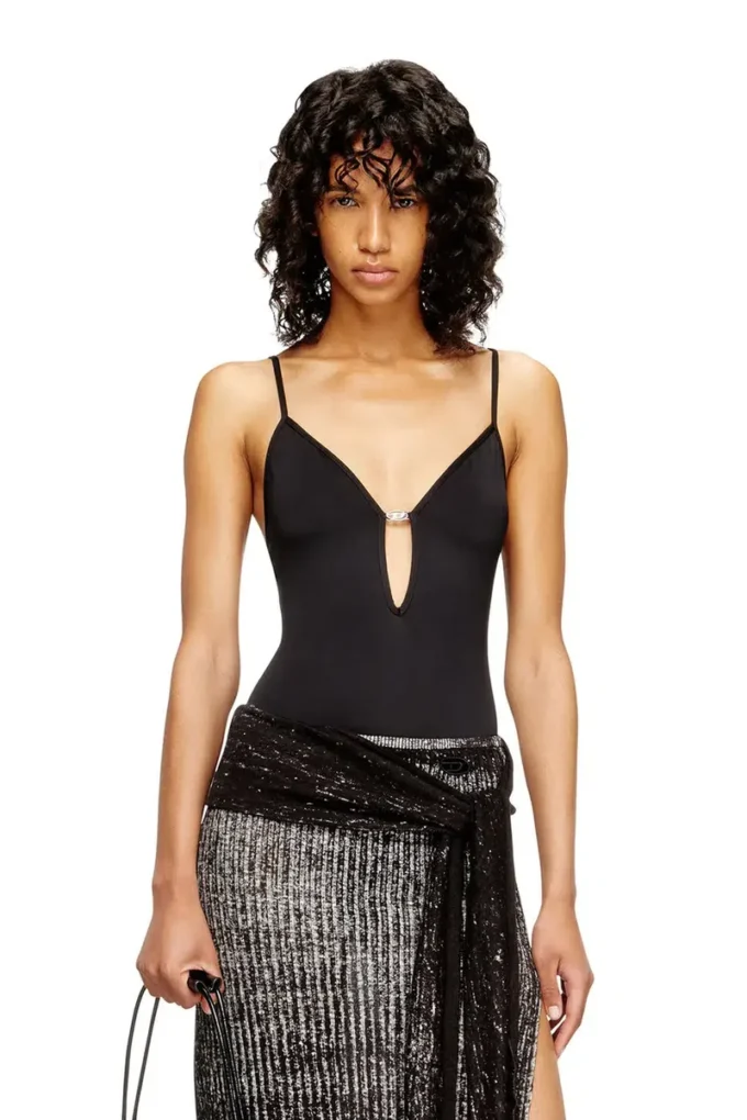 ufby-oval-d-bodysuit Găsește cel mai apropiat magazin ufby-oval-d-bodysuit Găsește cel mai apropiat magazin