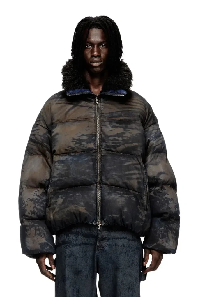 w-johns Jachetă matlasată din denim camuflat cu efect murdar w-johns Jachetă matlasată din denim camuflat cu efect murdar
