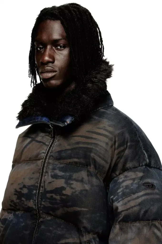 w-johns Jachetă matlasată din denim camuflat cu efect murdar w-johns Jachetă matlasată din denim camuflat cu efect murdar