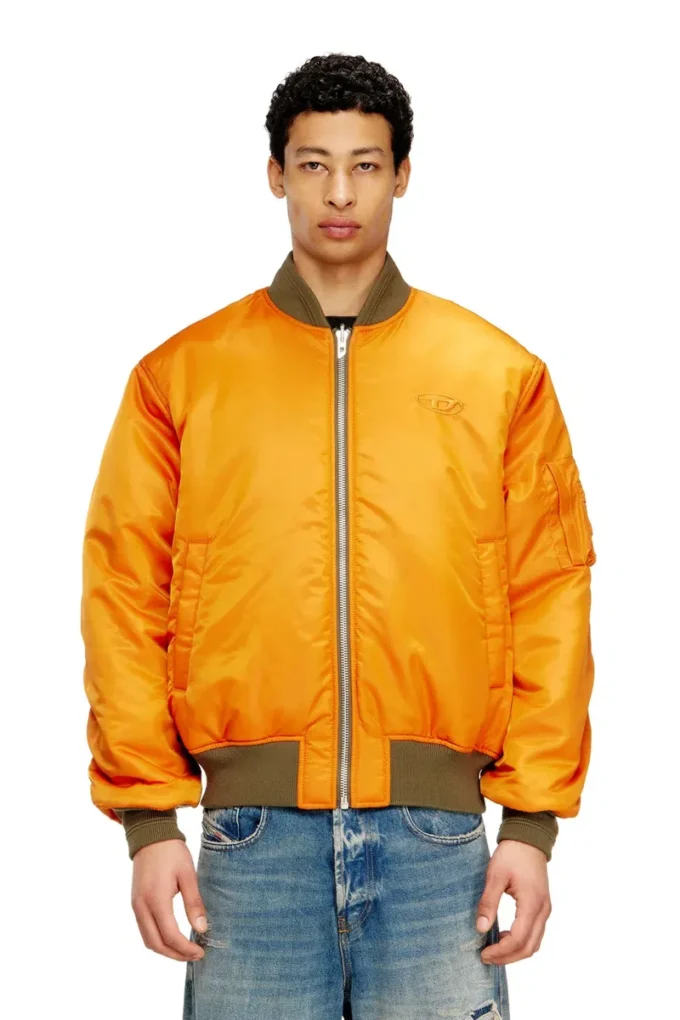 w-type-d1 Jachetă bomber căptușită cu broderie ovală D