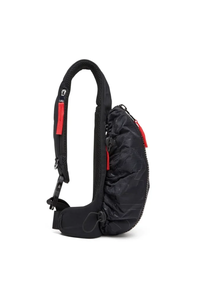 zip-d crossbody x Geantă Zip-D-Sling din jacard în carouri zip-d crossbody x Geantă Zip-D-Sling din jacard în carouri