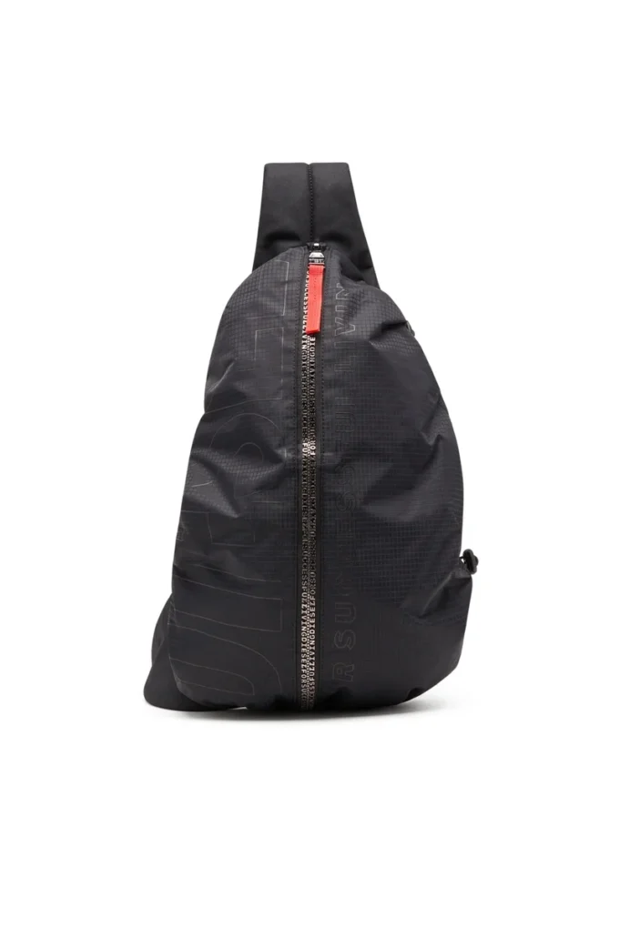 zip-d sling bag x Rucsac Zip-D-Sling din țesătură jacquard în carouri zip-d sling bag x Rucsac Zip-D-Sling din țesătură jacquard în carouri